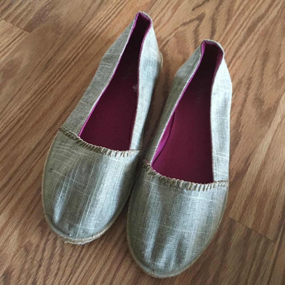 Glimmery Flats